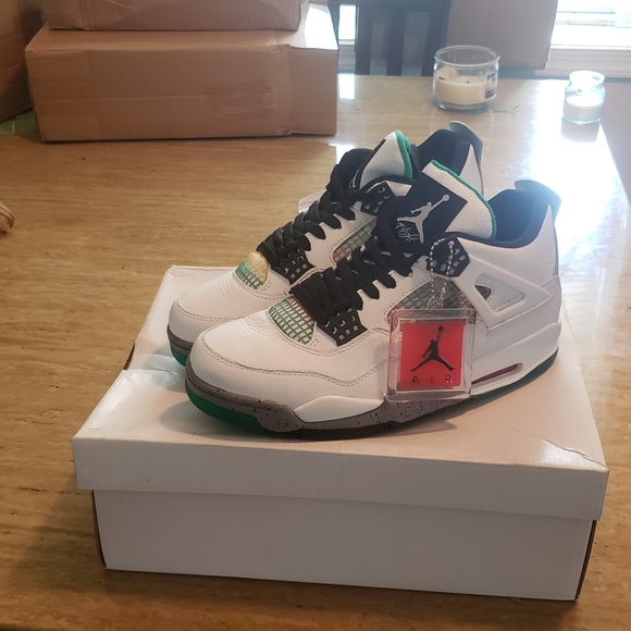 Air Jordan 4 retro - Picture 3 of 5